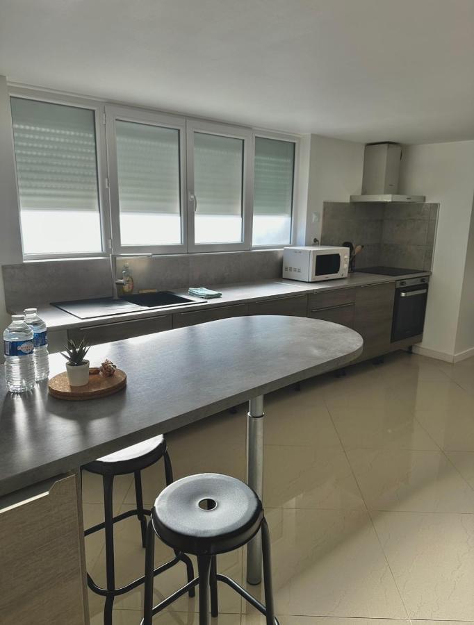 Petite Maison Studio Tout Confort Cosy Givors Autoroute Et Gare Apartment Bagian luar foto